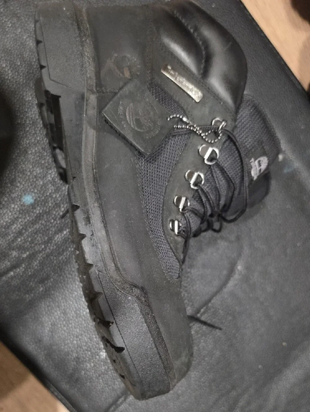 Timberland Men’s Black Boots with Orange Insoles